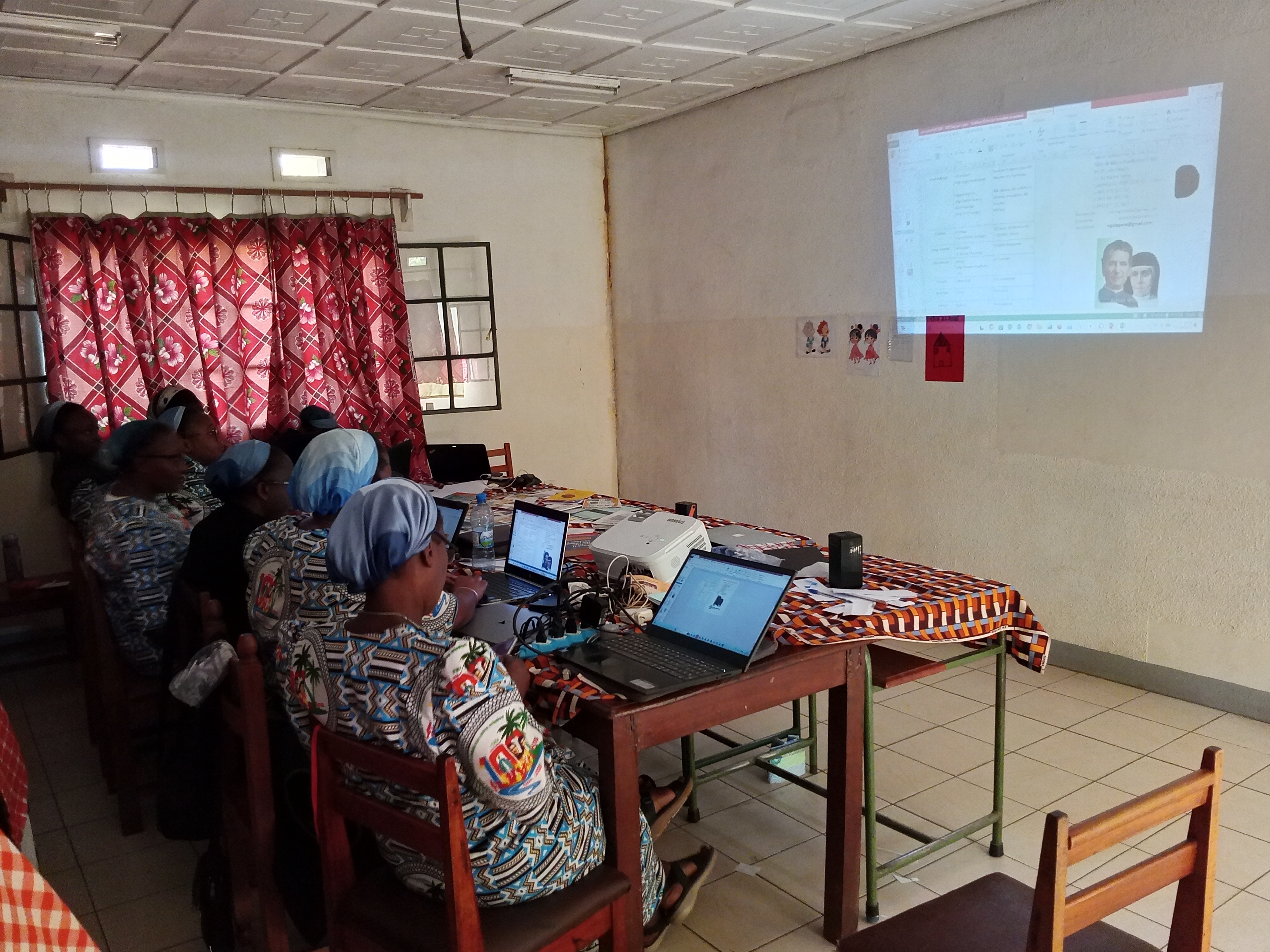 Session de formation de la communication sociale